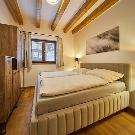Vlci Stopa Apartments ペツ・ポト・スニェシュコウ エクステリア 写真